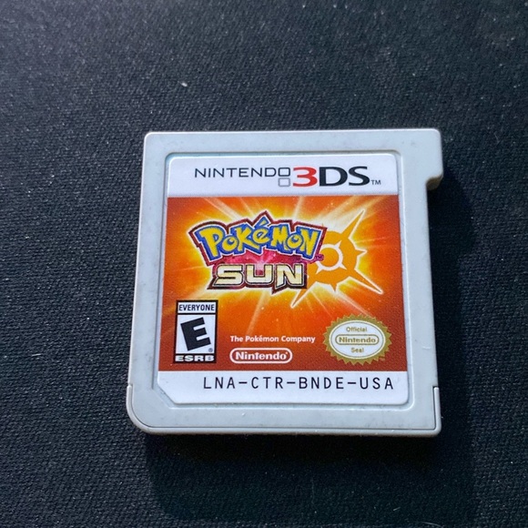 Pokemon Other - Pokémon Sun 3DS Cart only